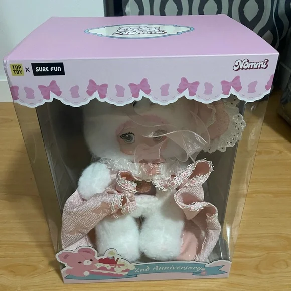 Nommi 400% 2nd Anniversarylimited edition plush series